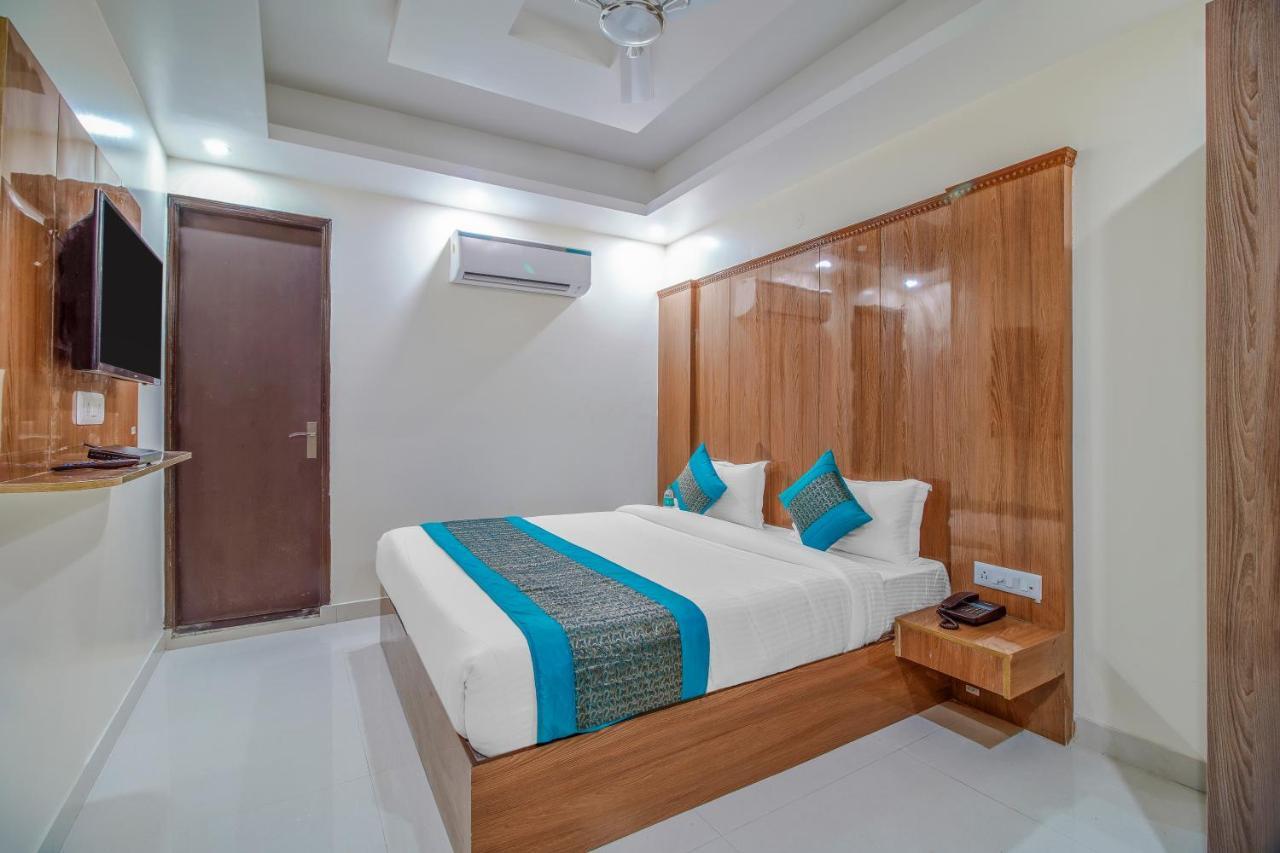 Hotel Classic Plaza At Delhi Airport New Delhi Exterior foto