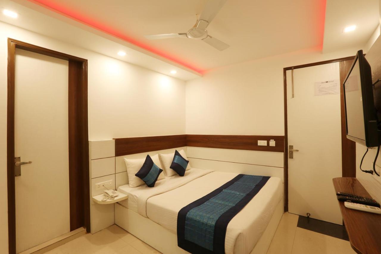 Hotel Classic Plaza At Delhi Airport New Delhi Exterior foto